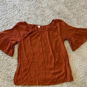 Women’s Rust Off-Shoulder Ruffle Sleeve Top